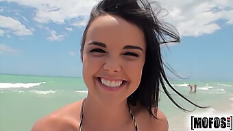 Dillion Harper - Bikini Babe'S Anal Eventyr