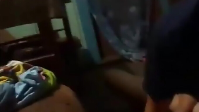 Pareja Madura Disfruta De Un Video Casero Pov De Su Encuentro Apasionado