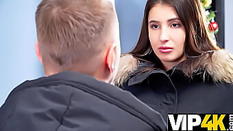 Monica A Wordt Wild En Nat In Deze Ruwe Video Van Achteren