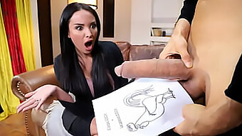 Busty Fransk Lærer Anissa Kate Får Sine Store Naturlige Bryster Suttet Og Kneppet Af En Stor Pik