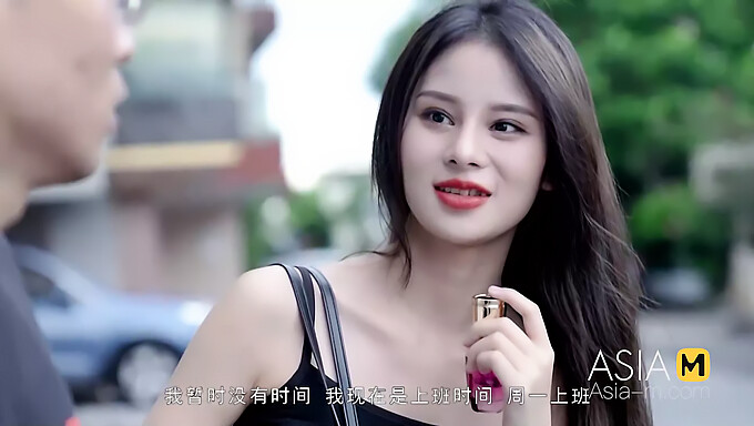 Gadis Cina 18 Tahun Nakal Dalam Video Buatan Sendiri