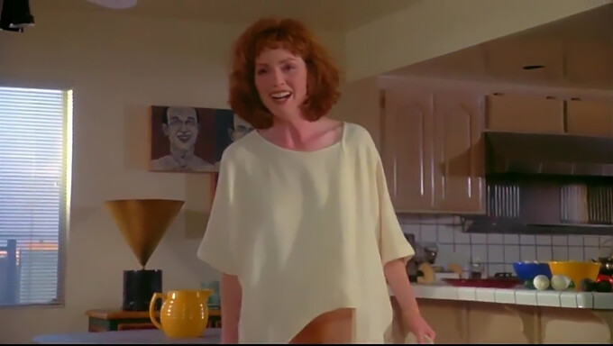 Julianne Moore'S Bottomless Beauty In 60 Fps