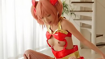 Japán Tini Mika Matsuko Hamupipőke Cosplayben Rosszkedvű Lesz Hd Videóban